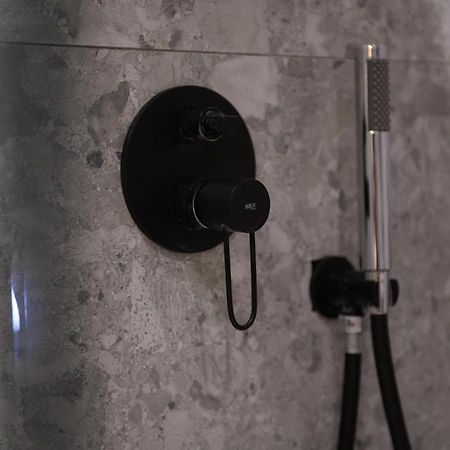 Seven Keys Luxury Suites 아킬레이온 외부 사진