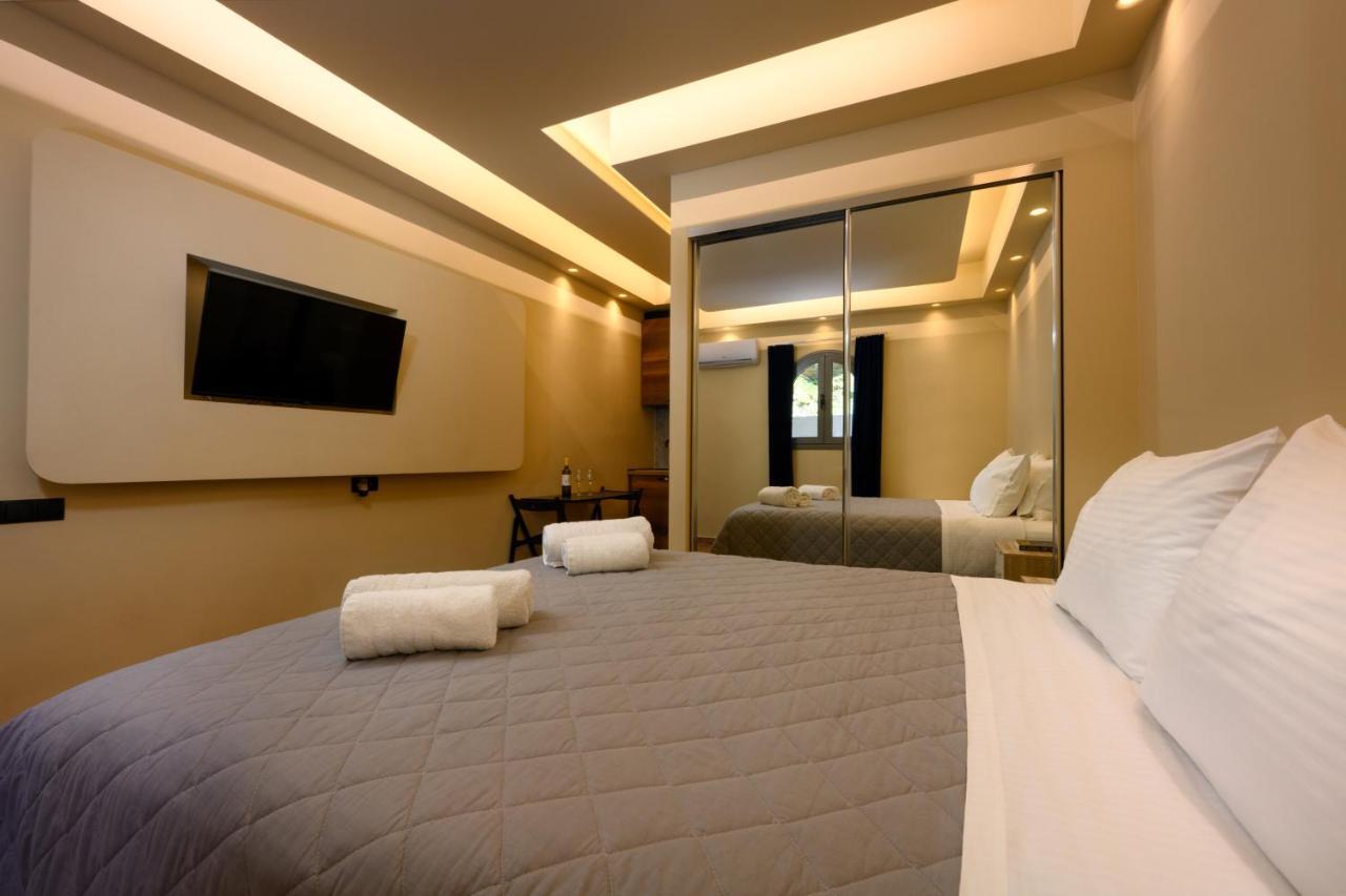 Seven Keys Luxury Suites 아킬레이온 외부 사진