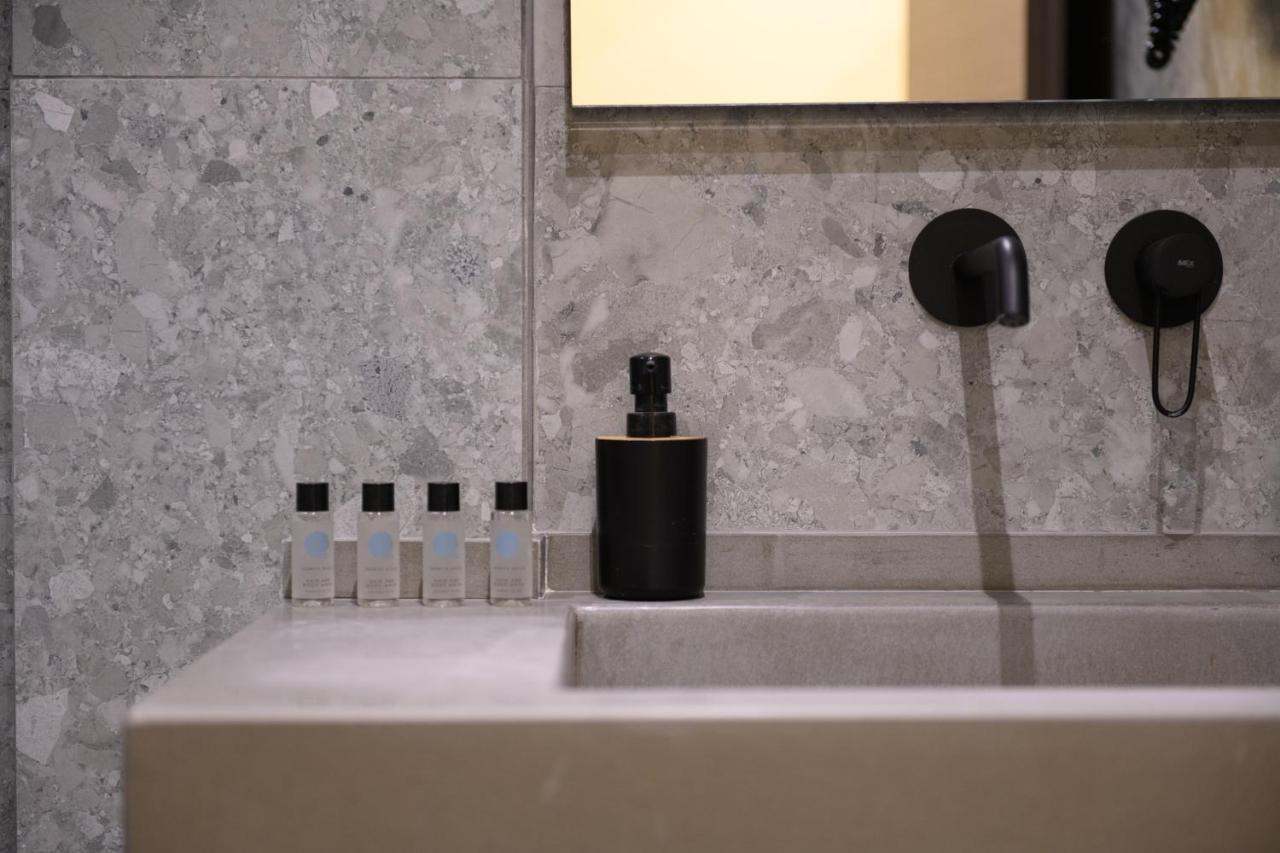 Seven Keys Luxury Suites 아킬레이온 외부 사진