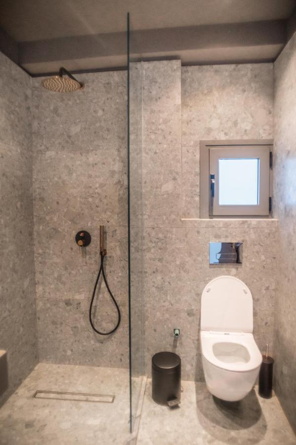 Seven Keys Luxury Suites 아킬레이온 외부 사진