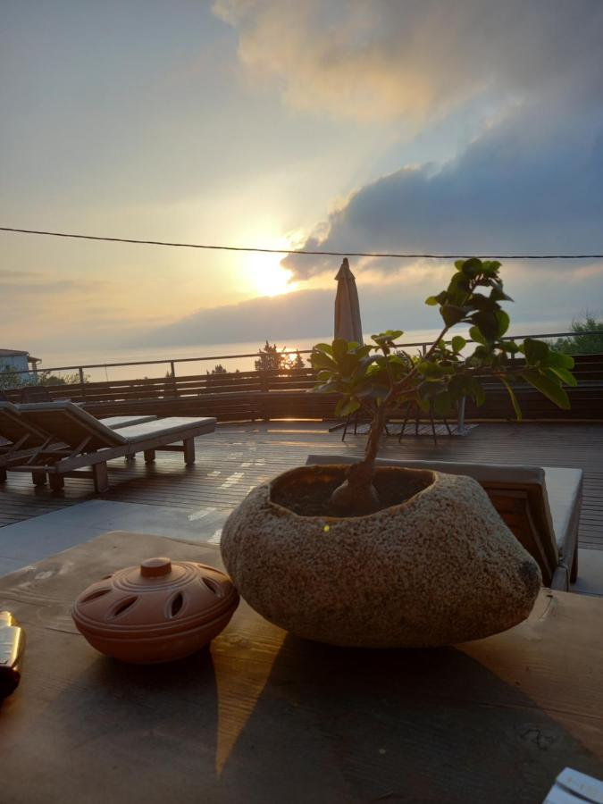 Seven Keys Luxury Suites 아킬레이온 외부 사진